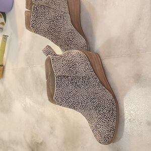 Toms booties
